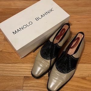 MANOLO BLAHNIK “Roano” Cream/Navy Saddle Spectator Oxfords - size 39 -Nordstrom